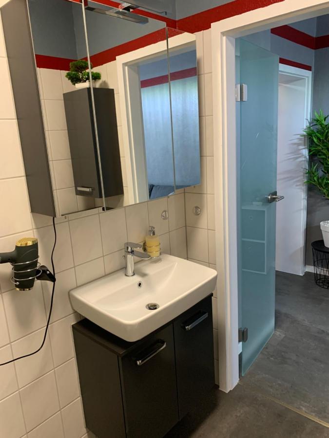 Exklusive Stadtwohnung Am Elbradweg: Best-Preis-Fewo Rathausblick 1 Fuer Max. 3 Pers. Inkl. Wlan, Prime Video & Self Check-In Wittenberge Exterior foto