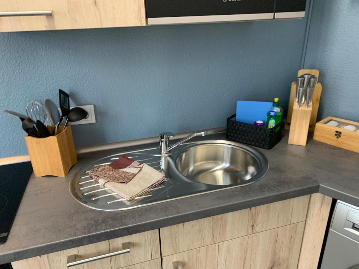Exklusive Stadtwohnung Am Elbradweg: Best-Preis-Fewo Rathausblick 1 Fuer Max. 3 Pers. Inkl. Wlan, Prime Video & Self Check-In Wittenberge Exterior foto